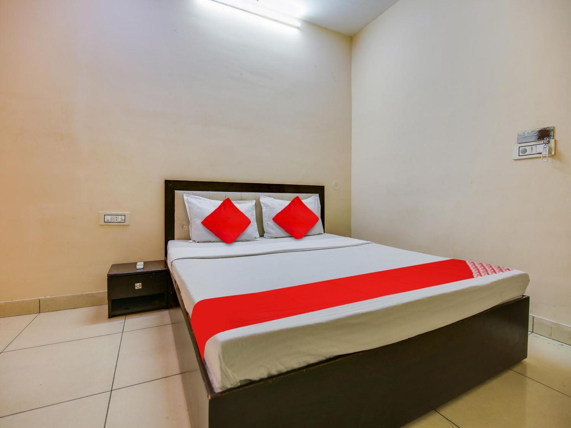 Hotel O Sahil Solitaire Ludhiana Exterior foto